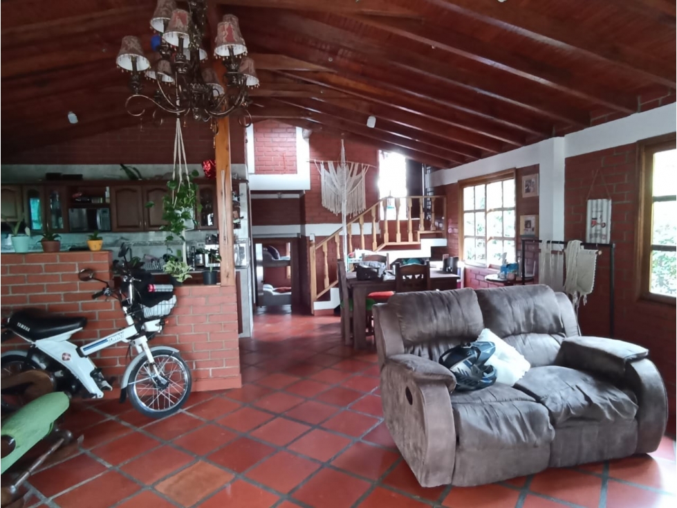 Se vende casa en los Laguitos, Calima el Darién - 6