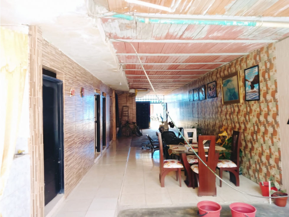 Se vende casa de dos plantas en Vila Gorgona - 5