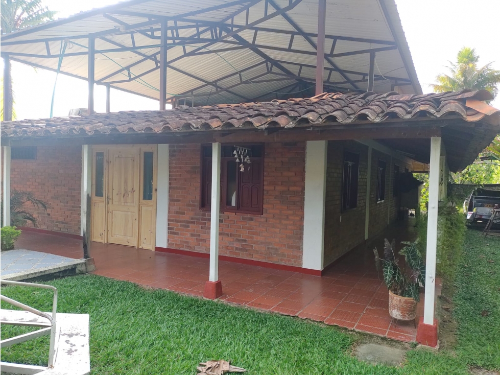 Se vende finca en Tres Esquinas, Tuluá - 2