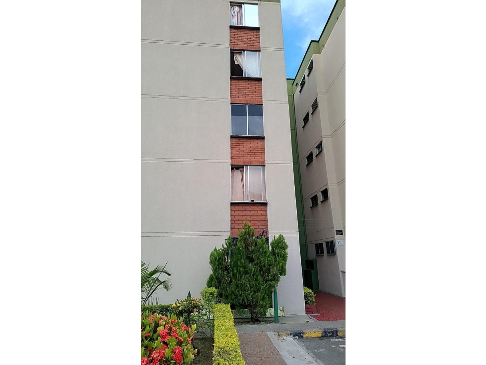 se vende apartamento en quinto piso