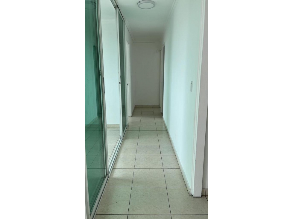 Se VENDE / ALQUILA Apartamento en PH Terrazas de Miraflores - Betania — foto 6