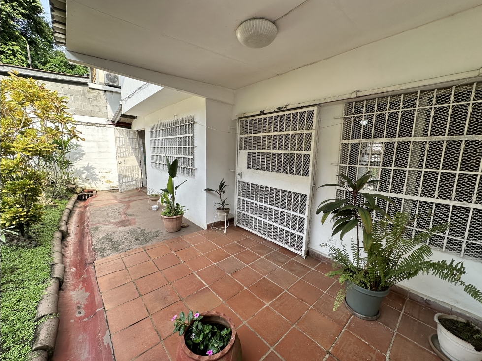 Se VENDE Casa Tipo Dúplex en Altos de Miraflores, Betania, Panamá — foto 4