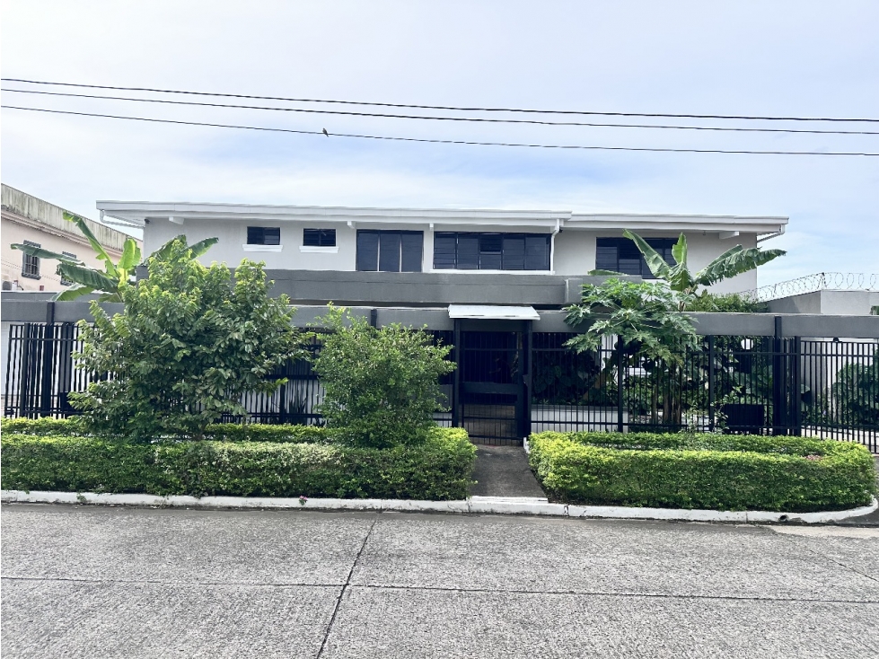 Se VENDE Casa Dúplex en Altos de Betania — foto 2