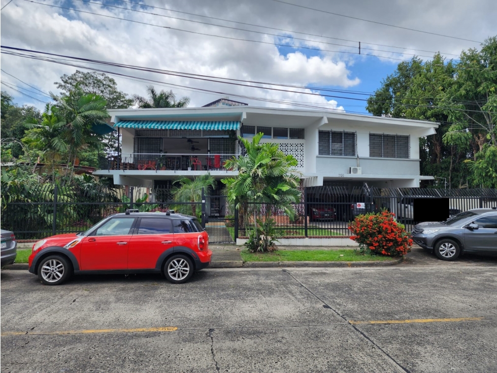 Se VENDE Casa en la Urbanización El Carmen, Bella Vista - 1