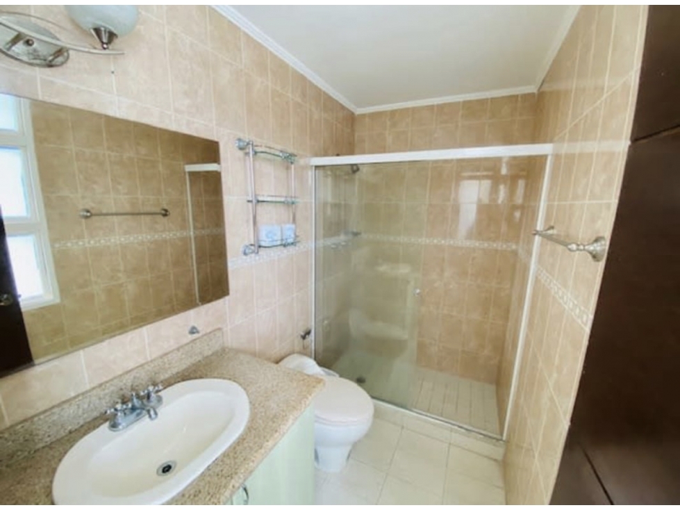 Se ALQUILA apartamento amoblado en PH Sunrise Tower - Obarrio - 6