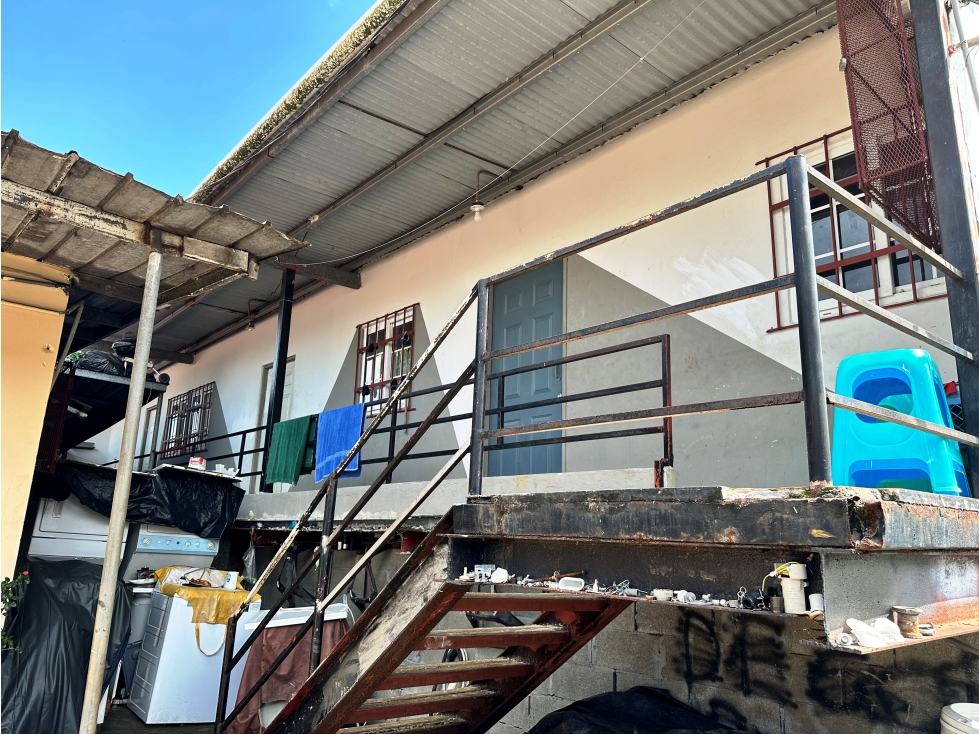 Se VENDEN 19 Apartamentos y un Supermercado en Villa Lobo - 4