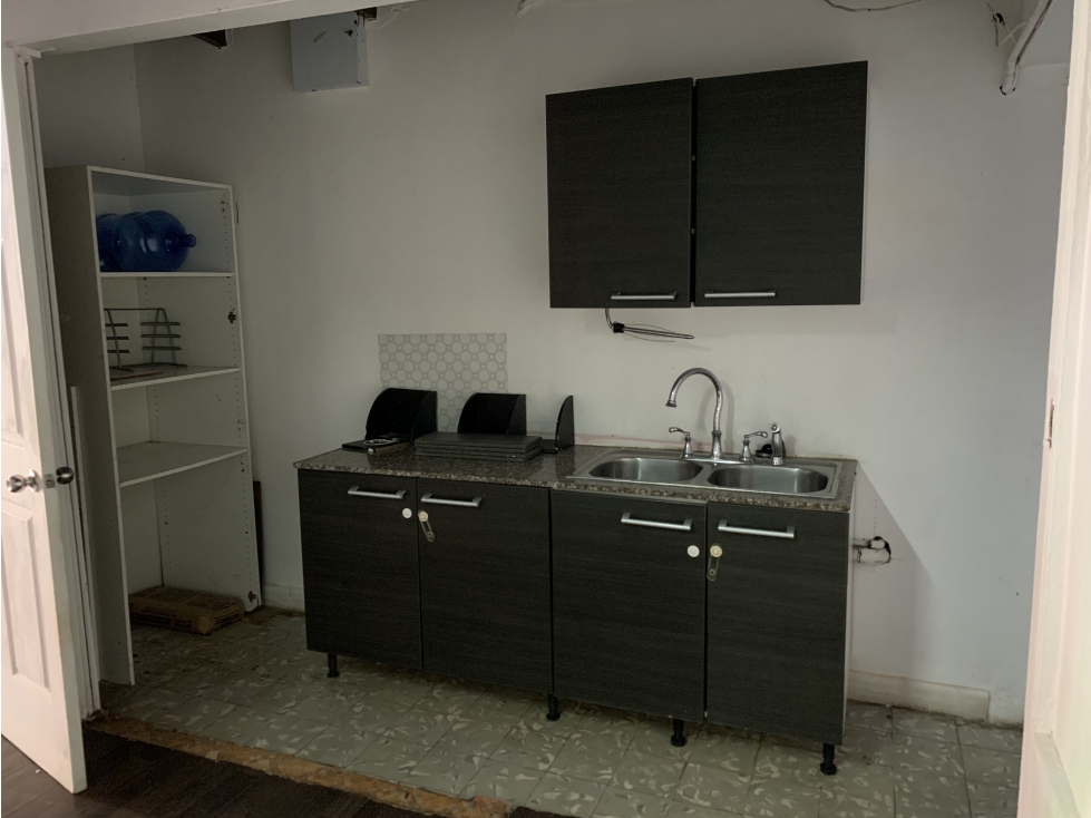 Se ALQUILA Local Comercial - Betania — foto 6
