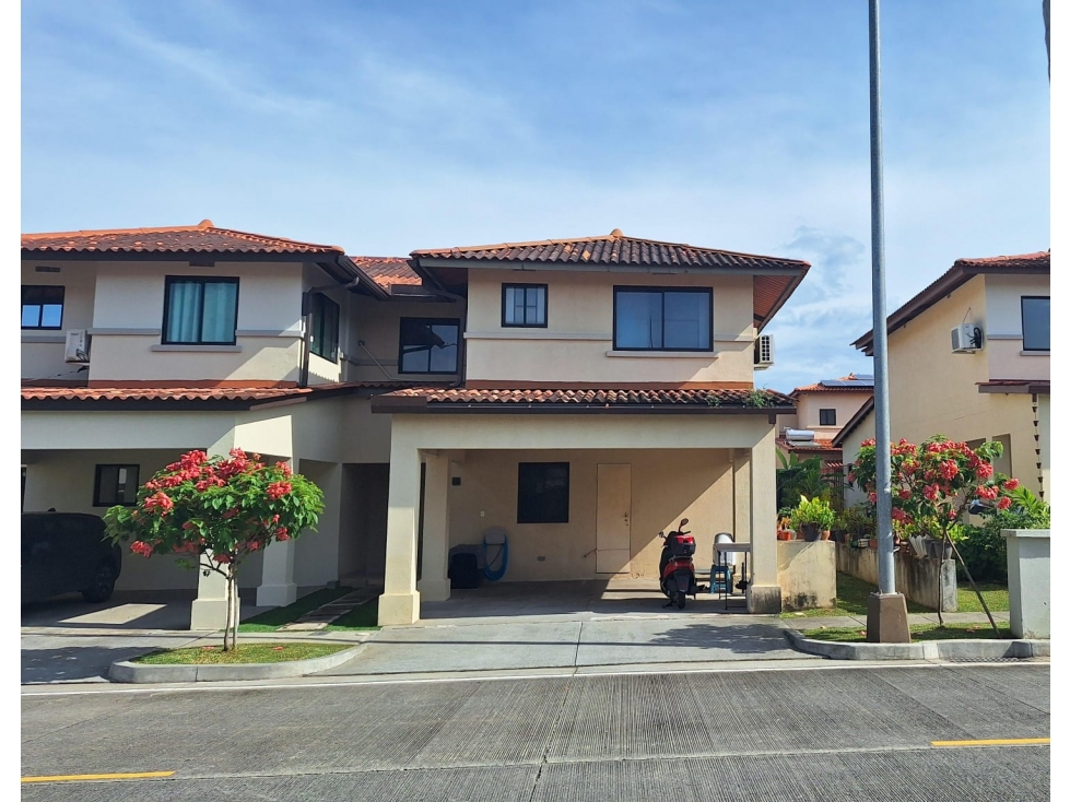Se Vende casa en Woodlands - Panamá Pacífico