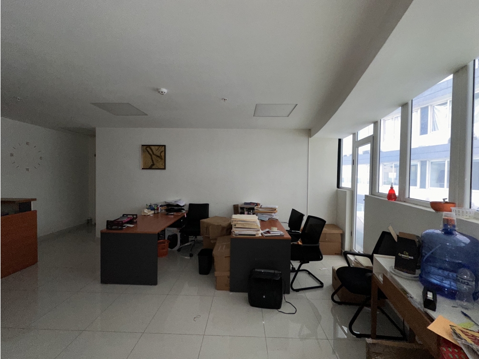 Se ALQUILA Oficina en PH Bay View Amoblado — foto 4