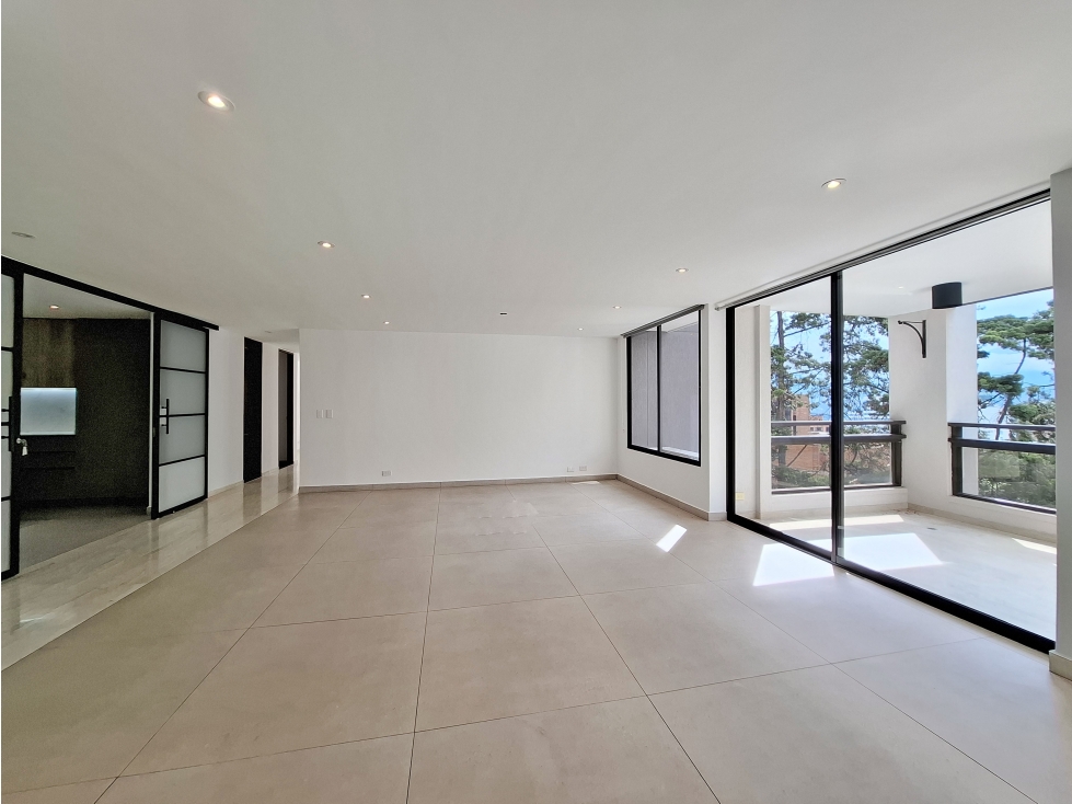 APARTAMENTO REMODELADO DE LUJO PARA LA VENTA EN CATAY EL POBLADO — foto 2