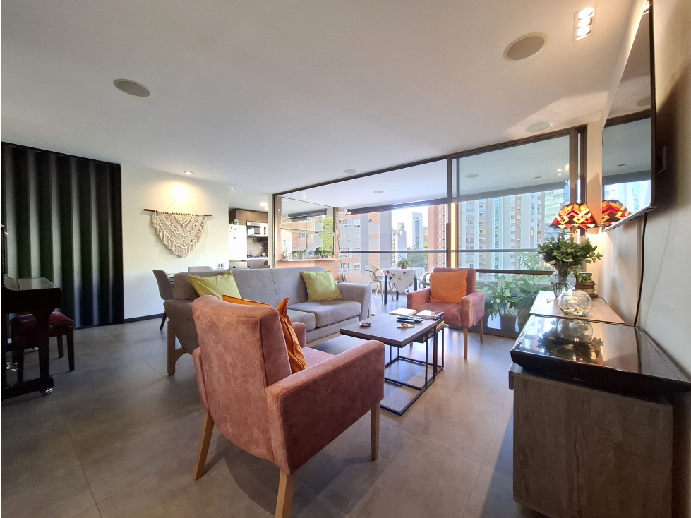 APARTAMENTO PARA LA VENTA EN EL POBLADO EN STA. MARIA DE LOS ANGELES