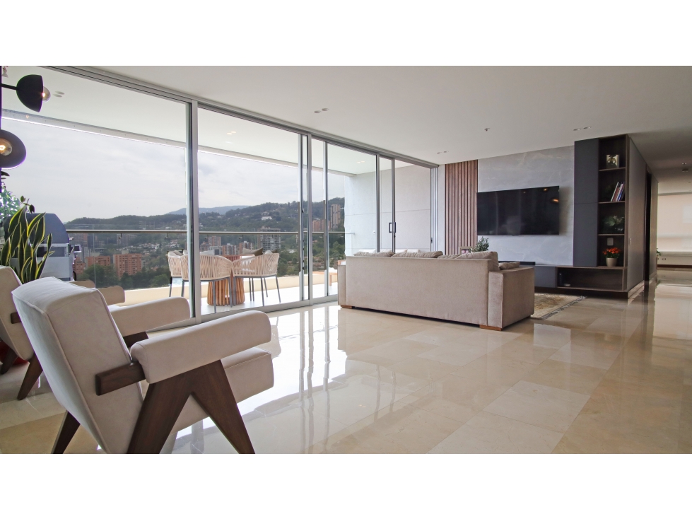 APARTAMENTO DE LUJO PARA LA VENTA EN EL POBLADO SECTOR EL TESORO — foto 2