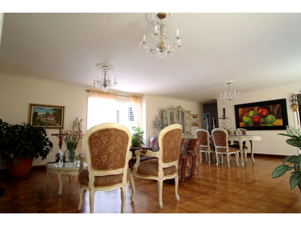 VENTA APARTAMENTO EN PRIMER PARQUE DE LAURELES — foto 3