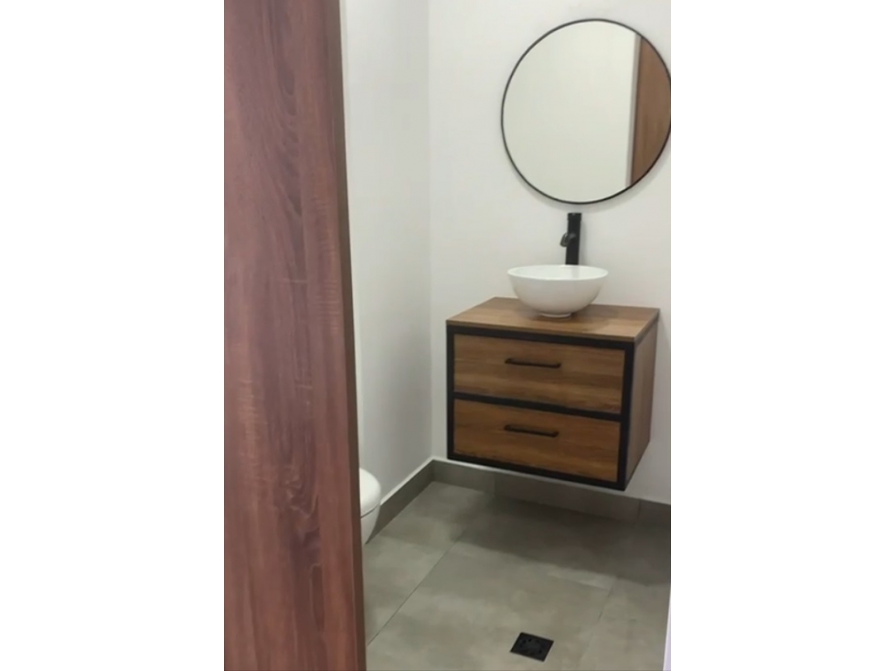 VENTA OFICINA EN ACCES POINT - 6