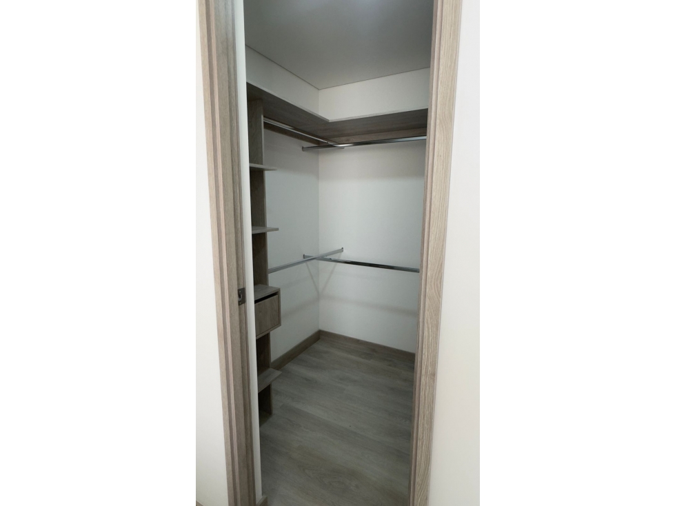 VENTA APARTAMENTO ENVIGADO ABADIA EFICIENCIA DE AREA Y DISEÑO — foto 4
