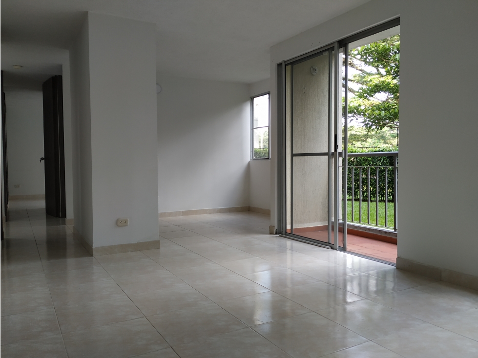 ARRIENDO APARTAMENTO PISO 1 LOS NARANJOS MANZANA 1 JAMUNDI — foto 3