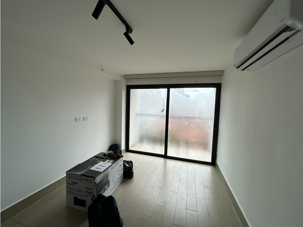 Alquiler de Apartamento con Línea Blanca | PH Armonía | Bella Vista|MM