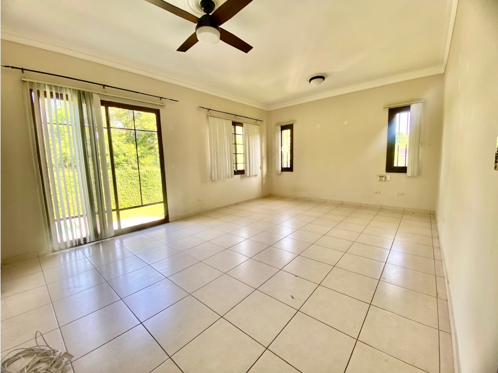 Casa con Piscina Privada en Alquiler PH Camino de Cruces - LH — foto 5