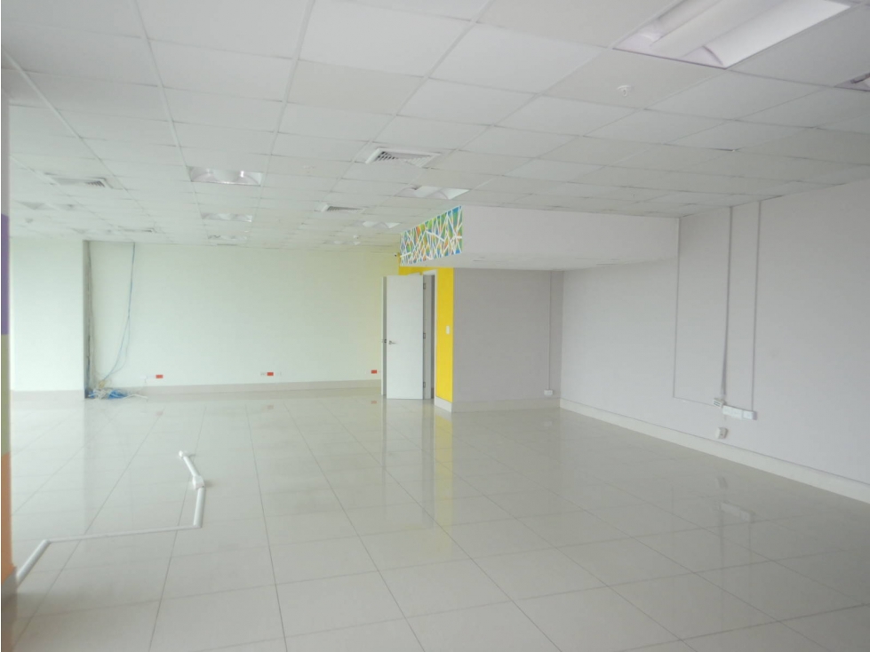 VENTA DE OFICINAS EN COSTA DEL ESTE NEGOCIABLE | MM