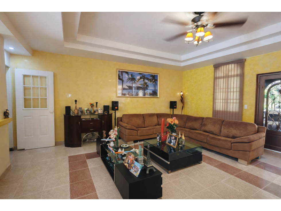 Venta de Casa Unifamiliar en Llanos de Curundú, Albrook Ancón | LH — foto 2