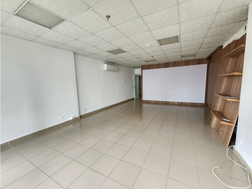 SE VENDE OFICINA COMERCIAL EN AVENIDA BALBOA - PH COLORES NEG. | MM — foto 5