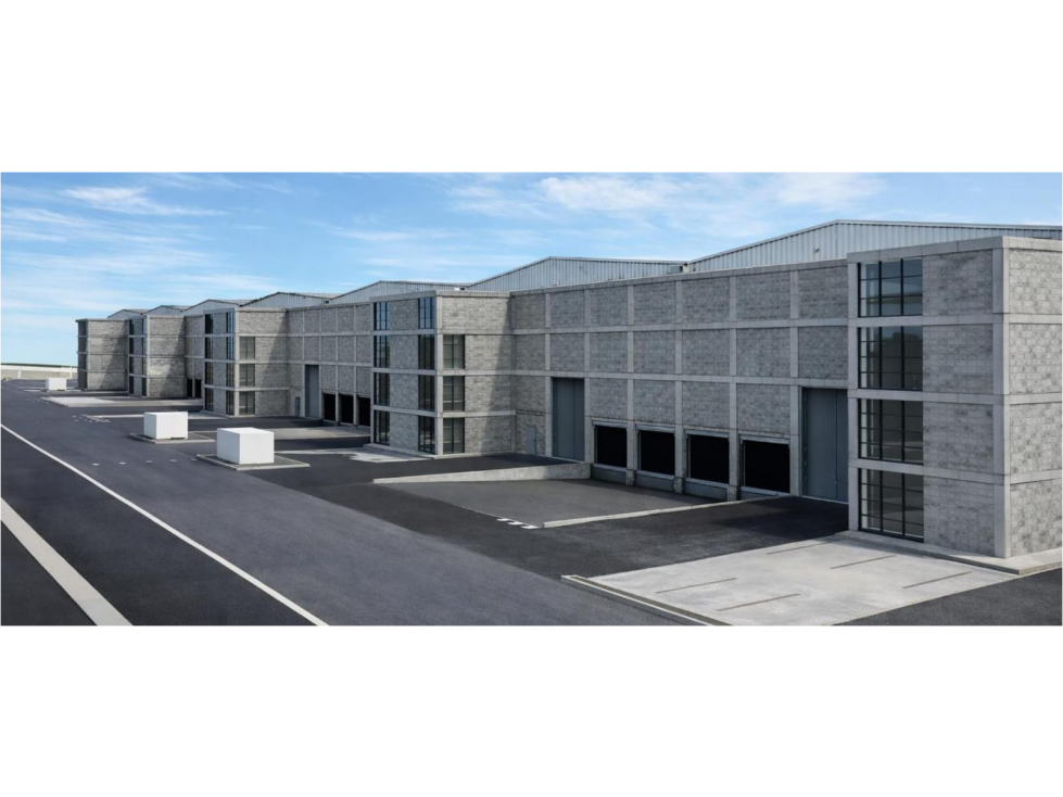 Bodega Super Bien Ubicada y Amplia en Siberia 10000 m2 - 3
