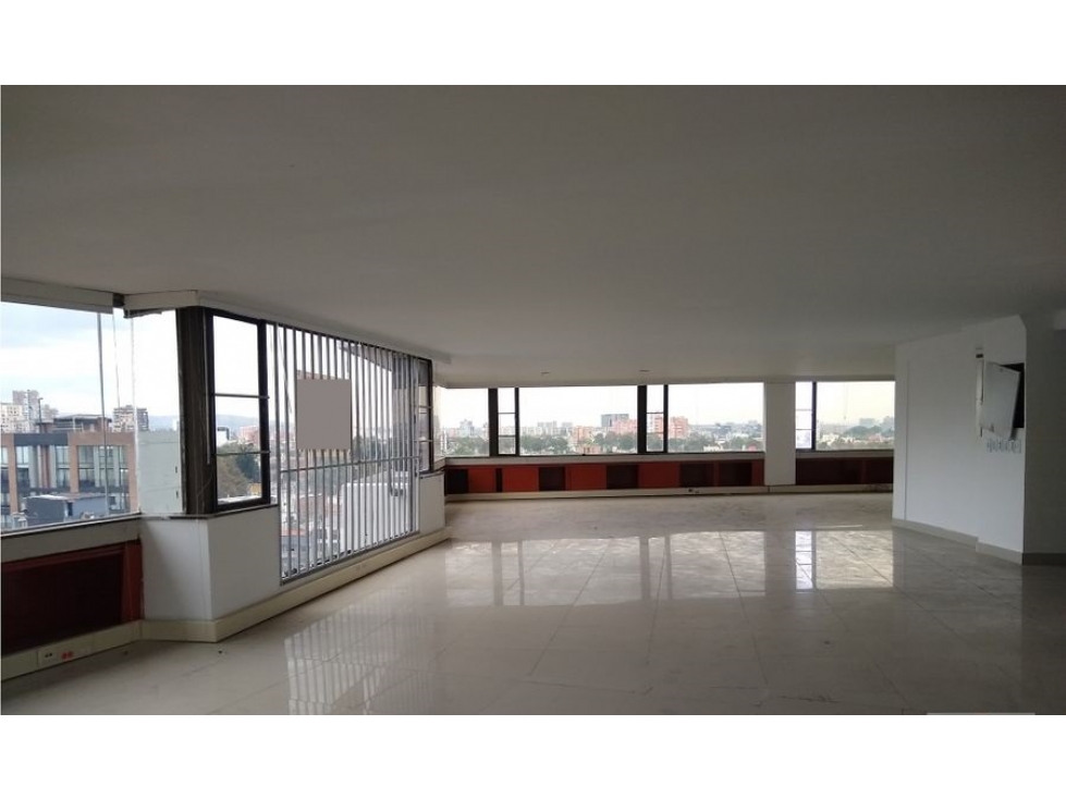 Oficina Super Bien Ubicado en Centro Internacional 404 m2