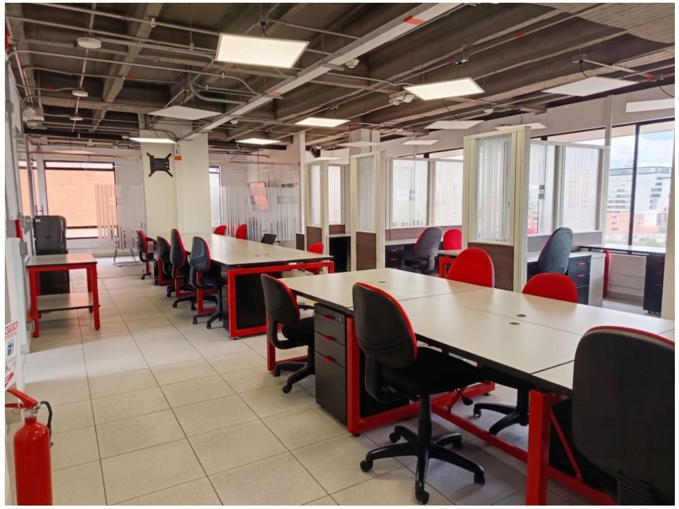 Edificio Super Bien Ubicado Zona Financiera 72 Nogal 2450 m2