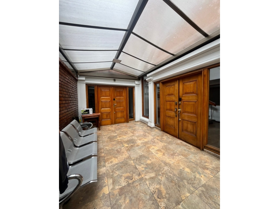 Casa Comercial Chapinero Alto en Zona de alto trafico 711 m2 — foto 5