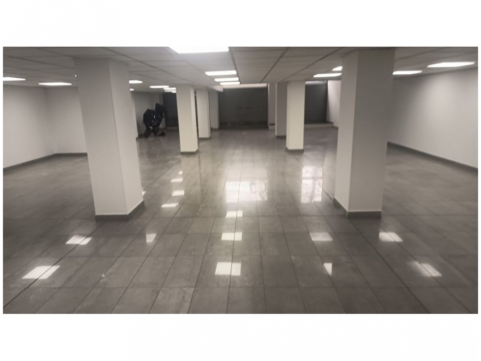 Local Super Bien Ubicado Chapinero 710 m2 — foto 5