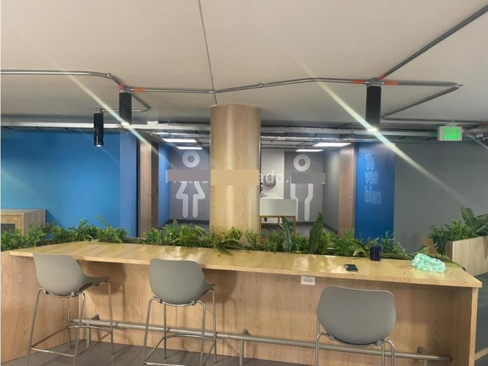 Edificio de Oficinas Super Bien Ubicado con Terraza — foto 6