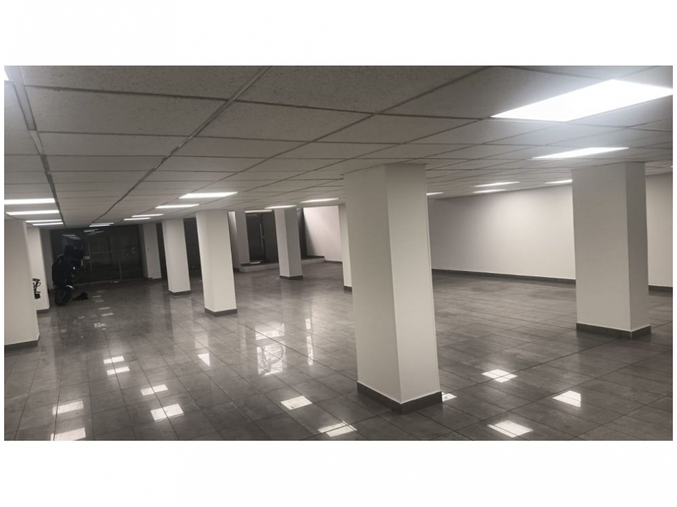 Local Super Bien Ubicado Chapinero 710 m2 — foto 6