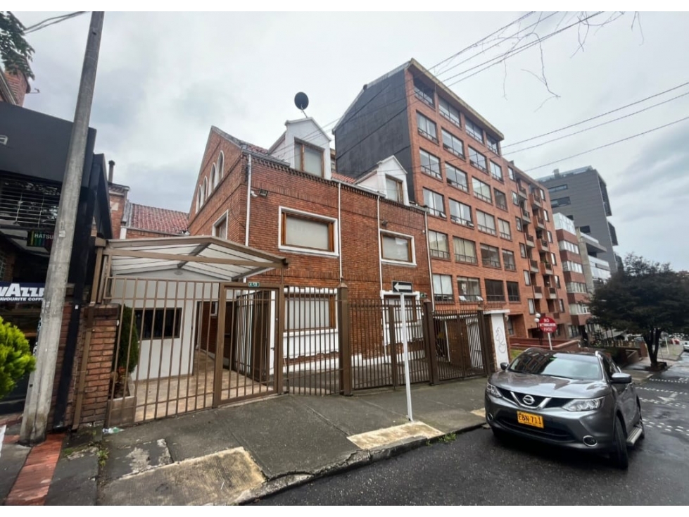 Casa Comercial Chapinero Alto en Zona de alto trafico 711 m2