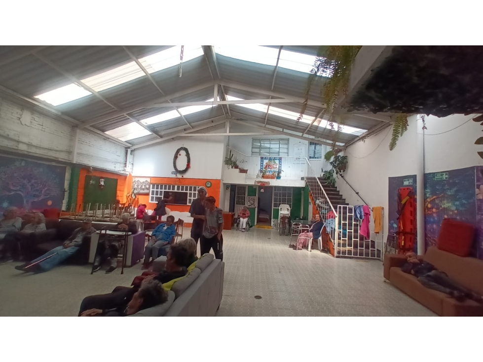 Edificio Dotacional Zona Comercial Barrios Unidos — foto 3