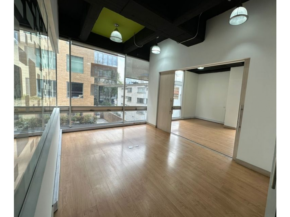 Oficina Super Bien Ubicada Chico 192 m2