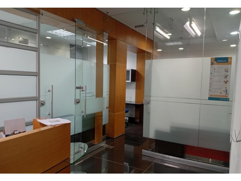 Oficina en Zona Financiera de Gran Alcance en Chico 427 m2