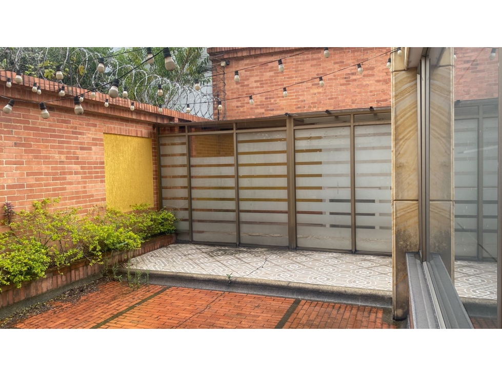 Oficina en Casa Comercial Super Bien Ubicada en el Polo — foto 4