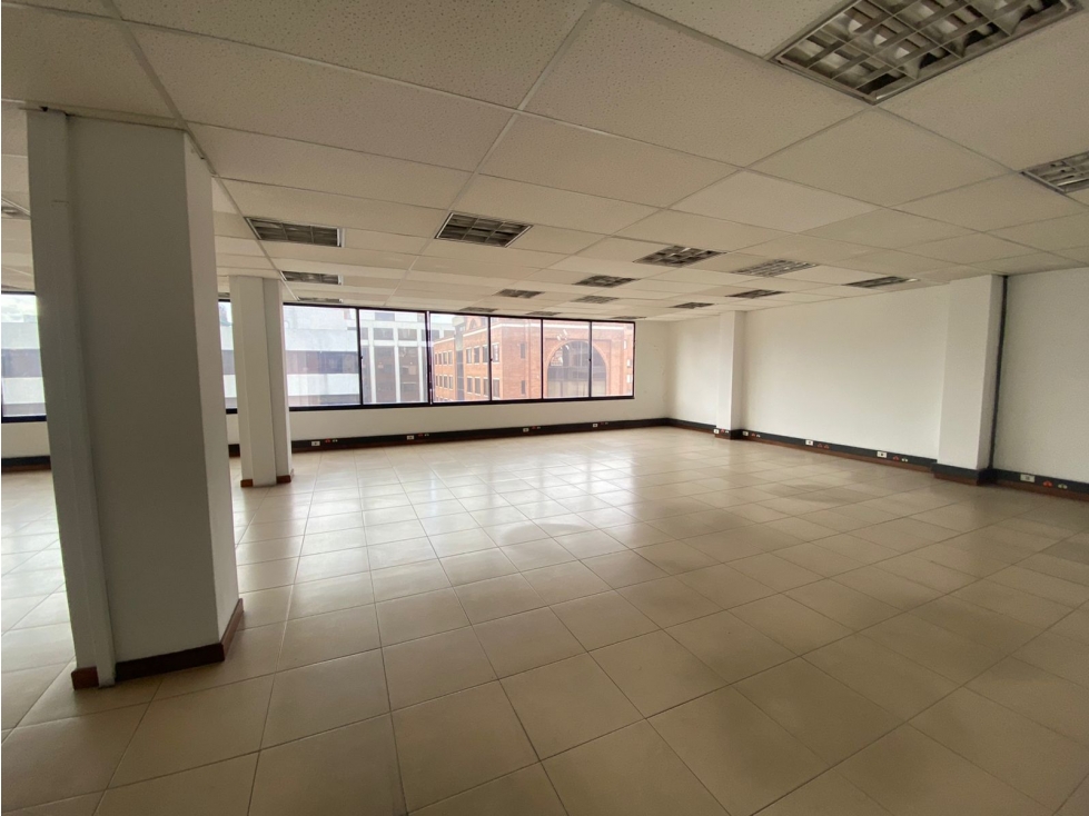 Edificio Super Bien Ubicado en Chico con 3 Terrazas — foto 6