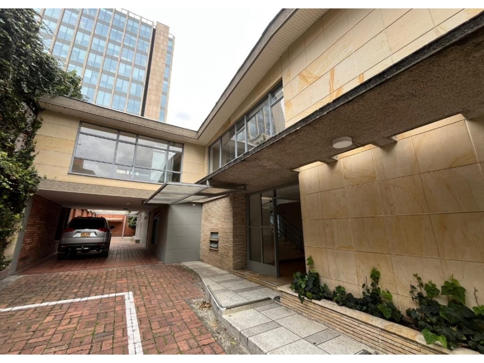 Casa Comercial Super Bien Ubicada en Zona Comercial Nogal — foto 2
