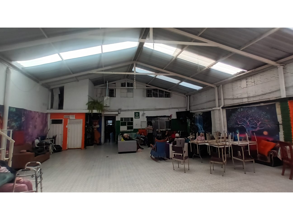 Edificio Dotacional Zona Comercial Barrios Unidos — foto 5