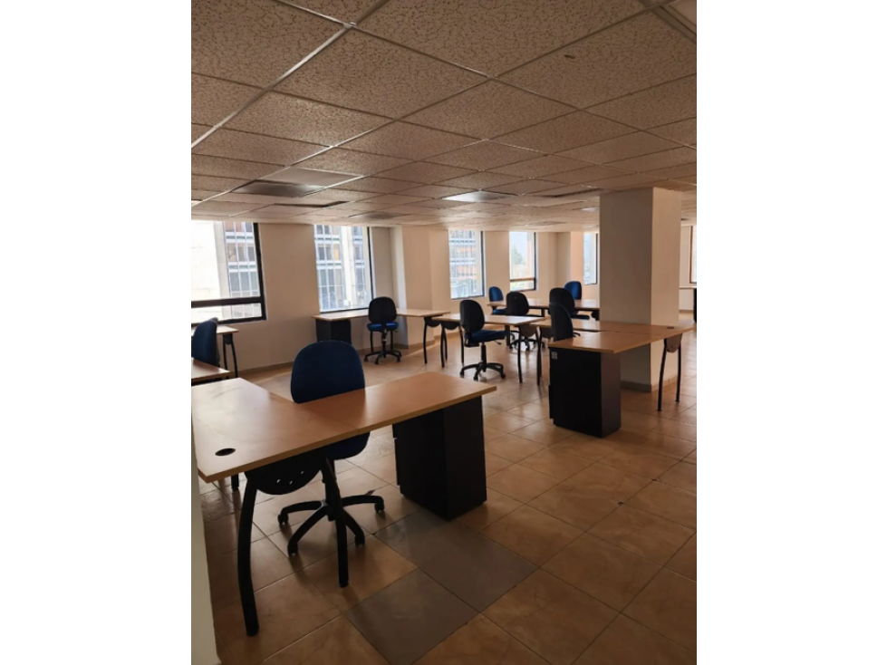 Oficina Super Bien Ubicado en Centro Internacional 1011 m2 — foto 2