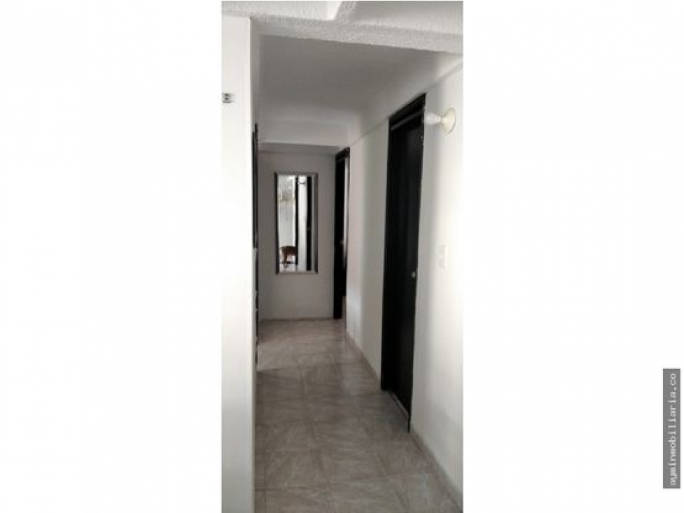 ALQUILER DE APARTAMENTO PISO 4 CON PARQUEADERO PROPIO — foto 6