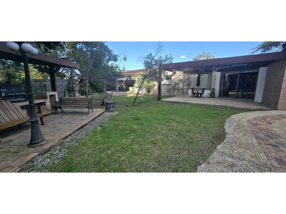 VENTA CASA EN PARCELACION ALTO DE LAS PALMAS ENVIGADO LOTE 7600 M2 — foto 3