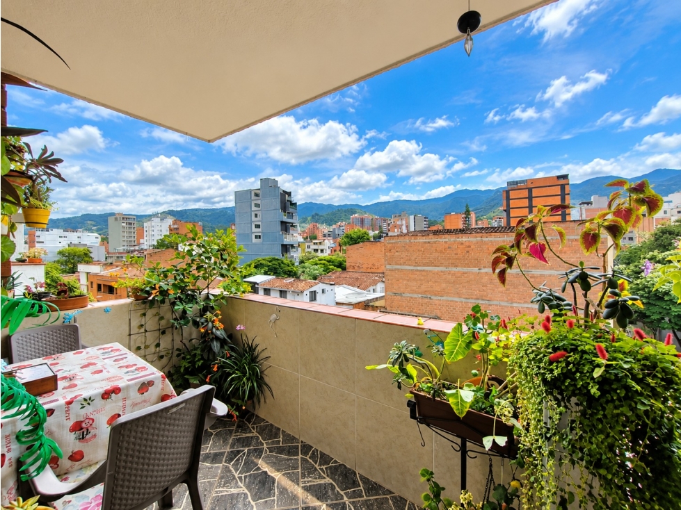 APARTAMENTO EN VENTA LAURELES / FOR SALE