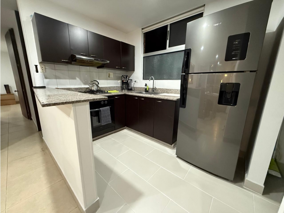 Comodo Apartamento En El Poblado Castropol — foto 3