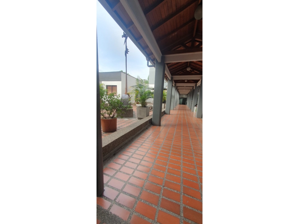 LOCAL EN VENTA SIMÓN BOLÍVAR MEDELLÍN — foto 3