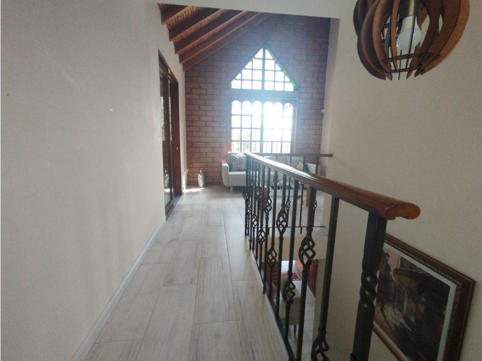 Venta de espectacular finca en Rionegro con piscina y árboles frutales — foto 5