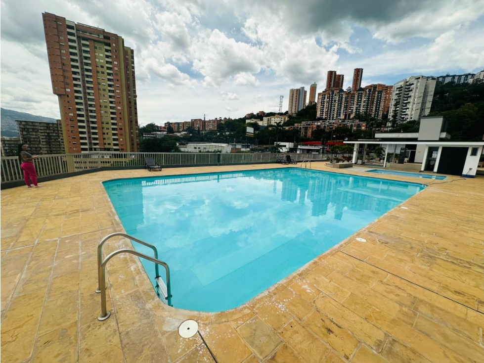 Amplio Apartamento Amoblado En El Poblado- San Julian — foto 6