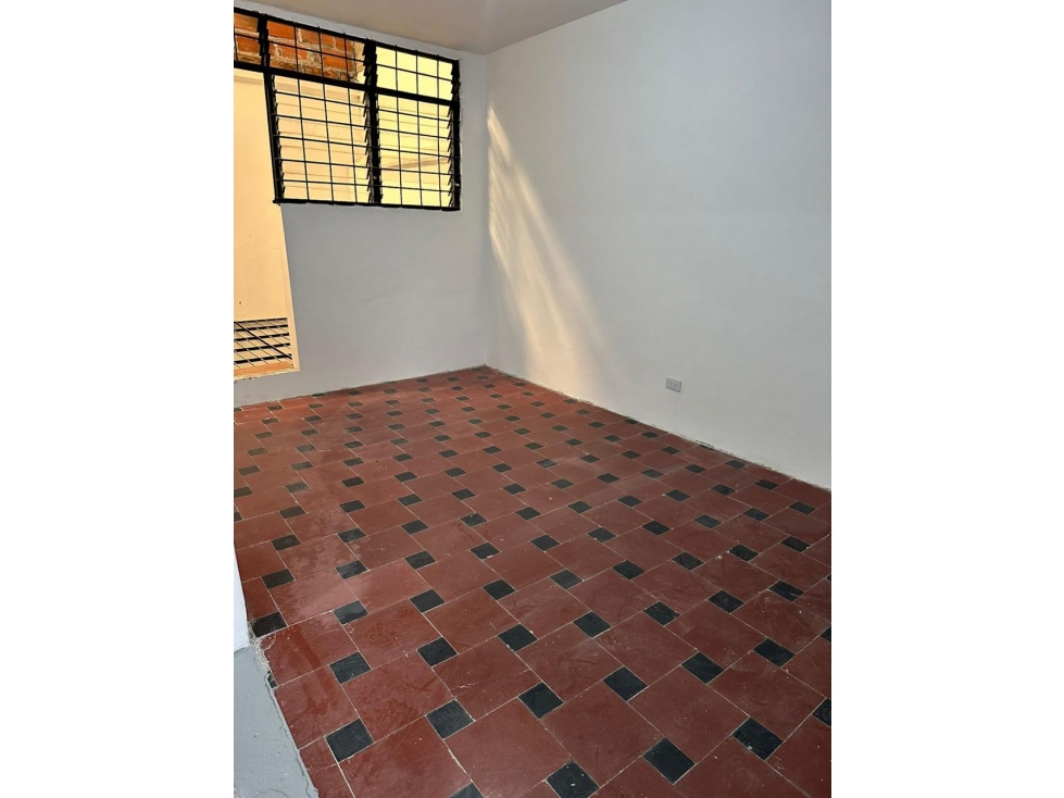 BODEGA DE 380 METRO EN SAN JOAQUIN . LAURELES — foto 5