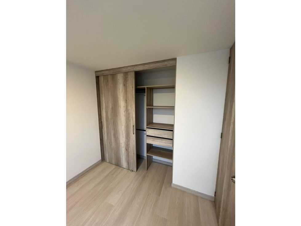 APARTA ESTUDIO EN ARRIENDO GUAYABAL, MEDELLÍN — foto 4